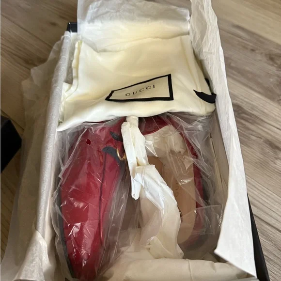 Gucci Red Leather Slip-Ons - Picture 4 of 14